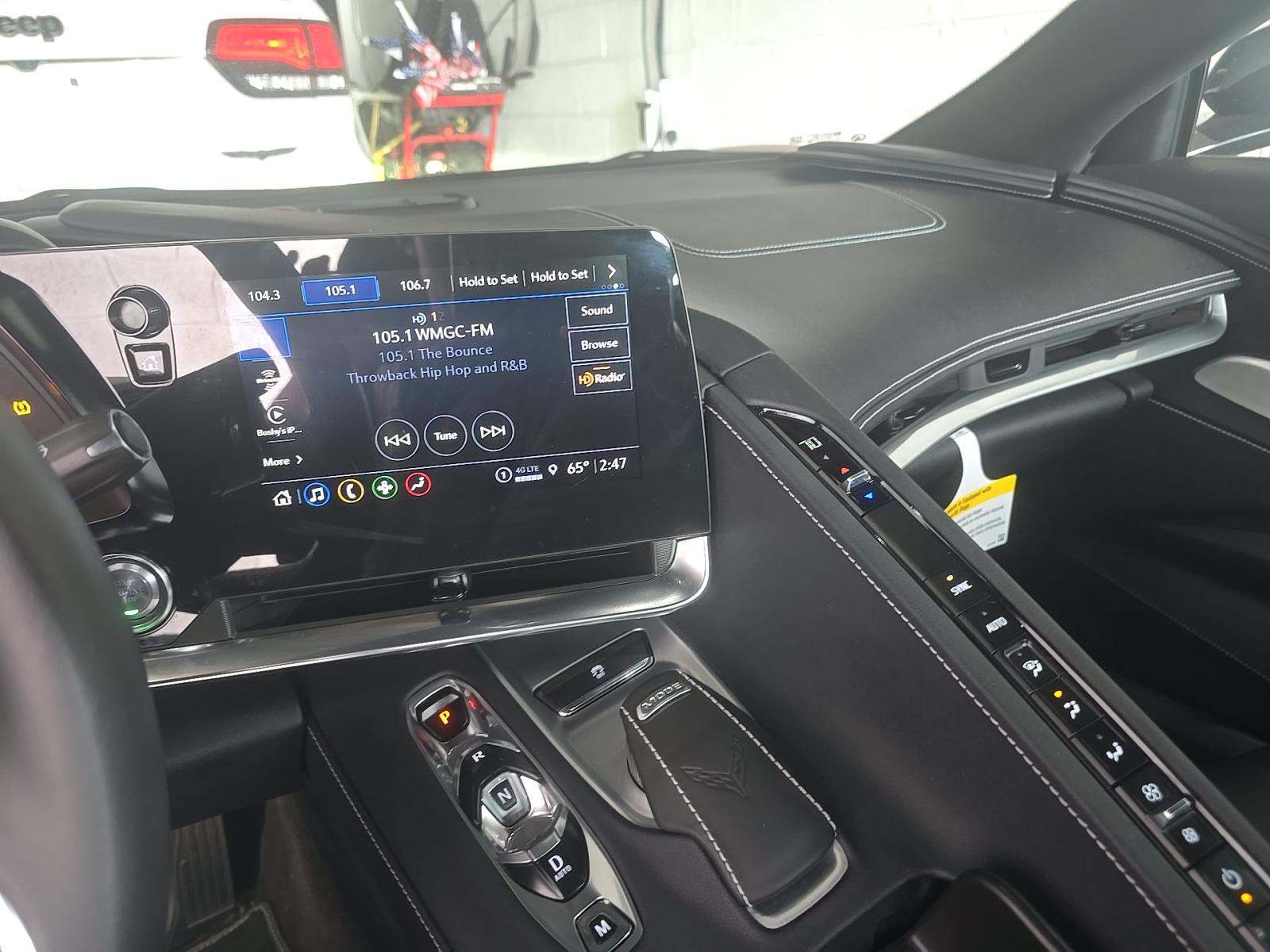 CHEVROLET CORVETTE - 10