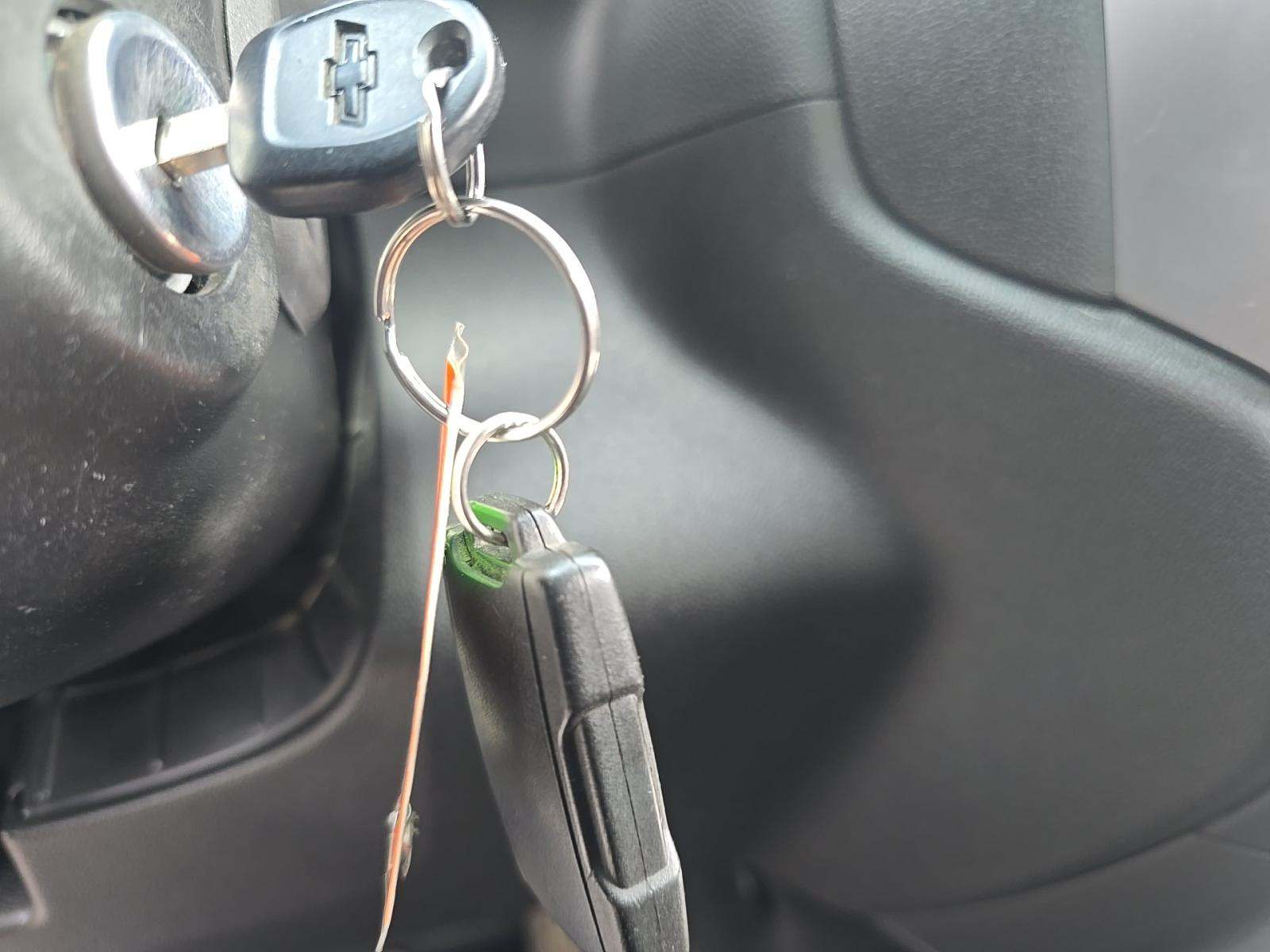 CHEVROLET SILVERADO - 8