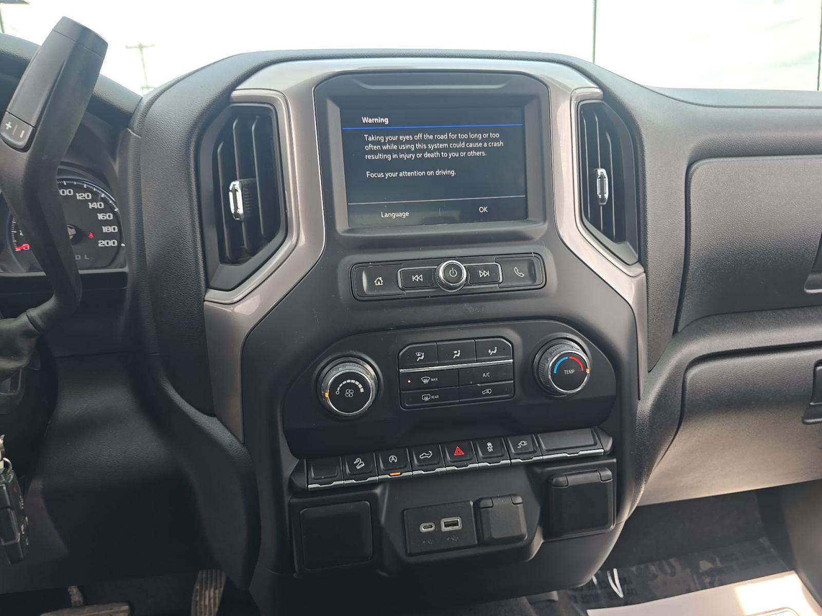 CHEVROLET SILVERADO - 10