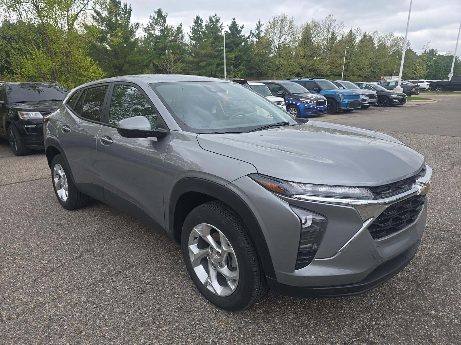 CHEVROLET TRAX - 4