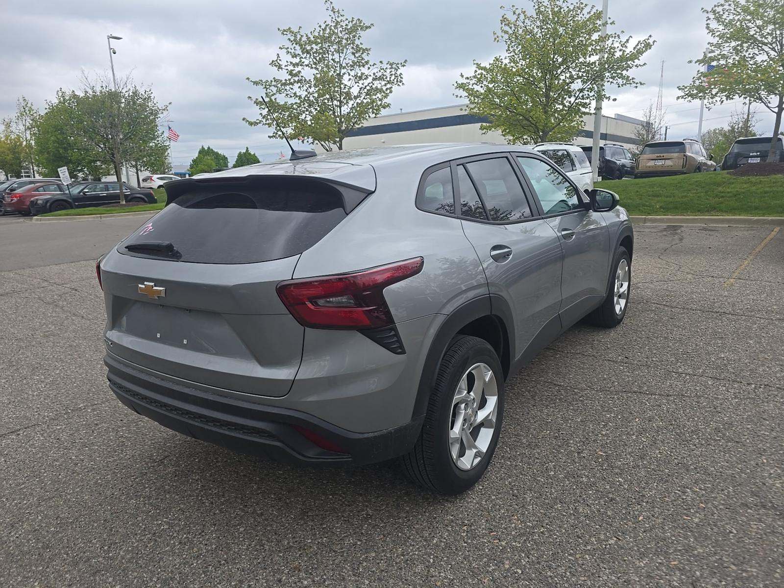 CHEVROLET TRAX - 3