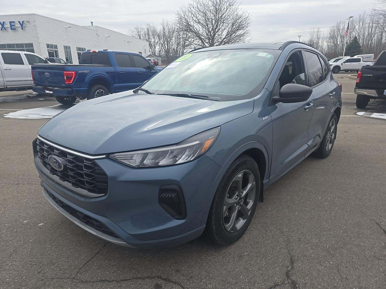 2023 Ford Escape ST-Line FWD