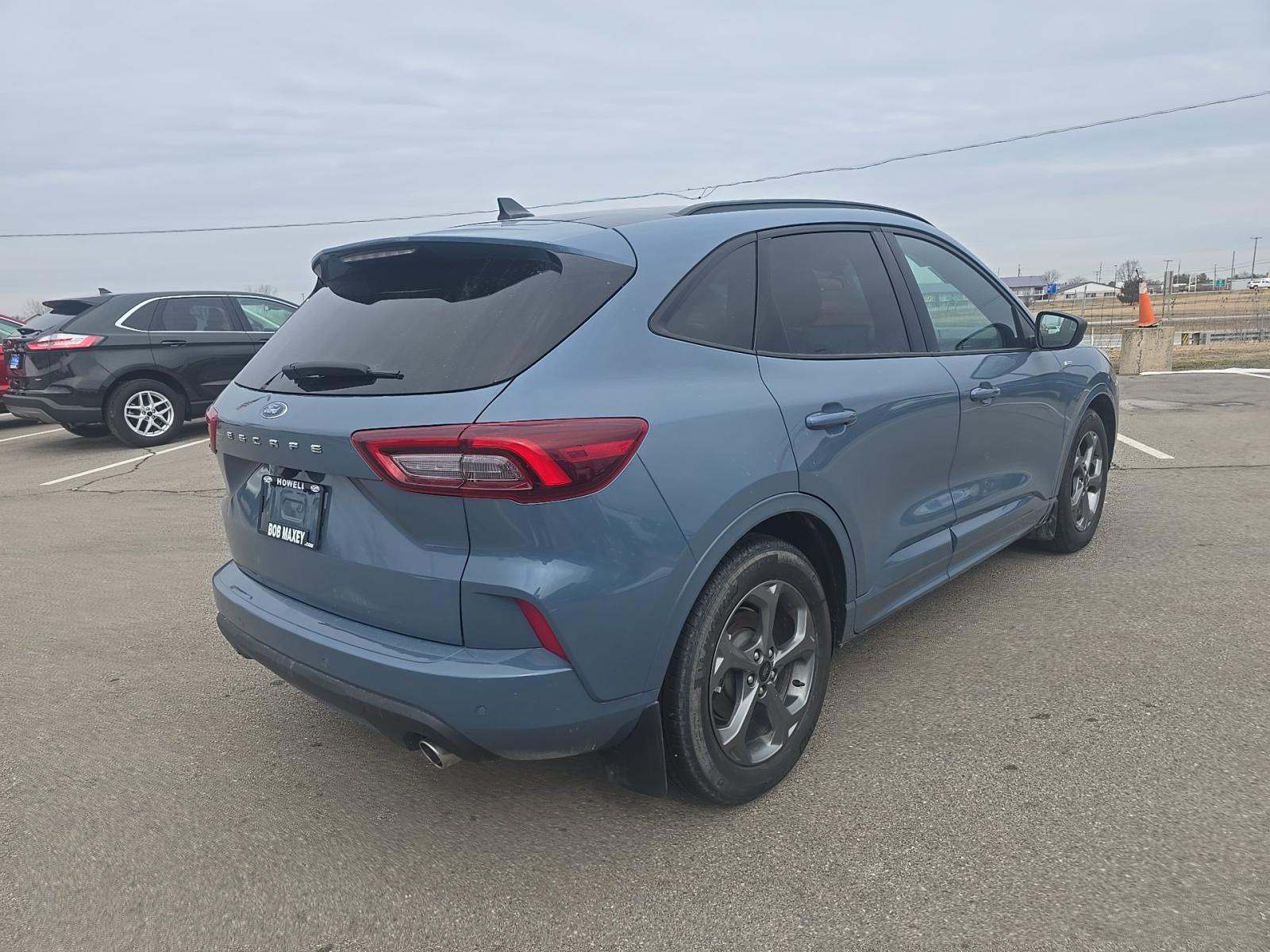 2023 Ford Escape ST-Line FWD