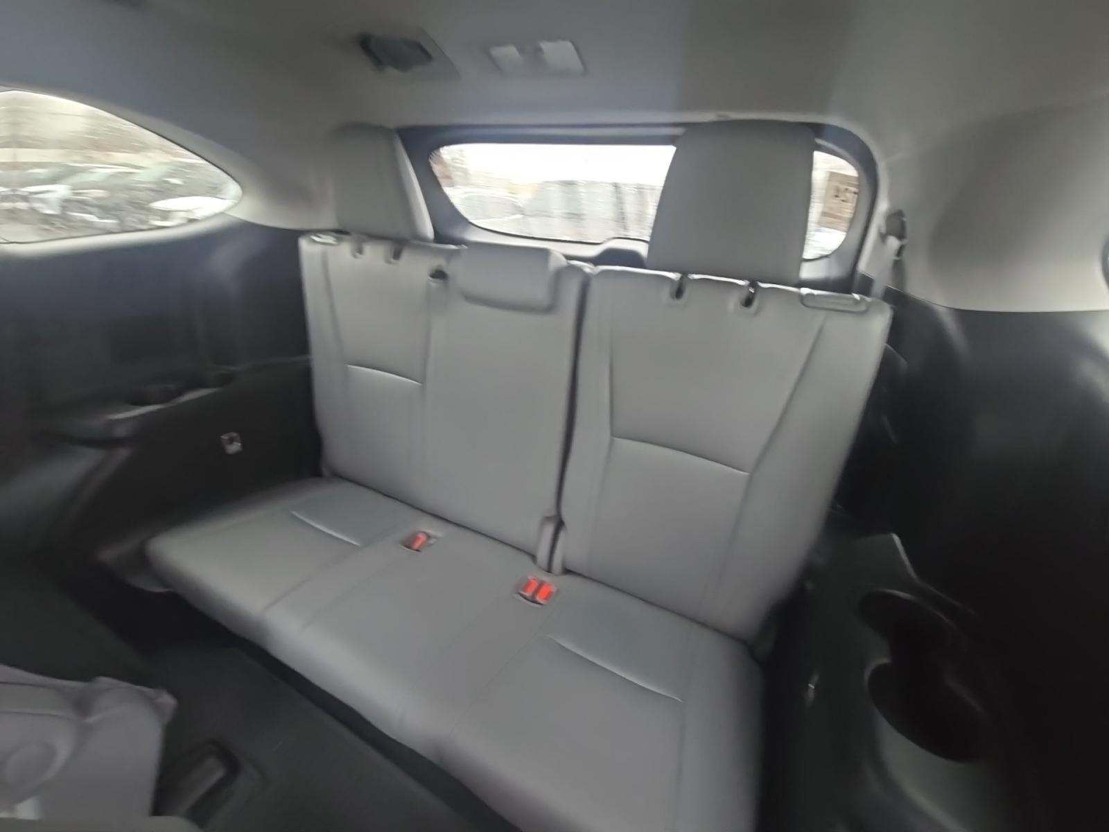 2022 Toyota Highlander XLE AWD