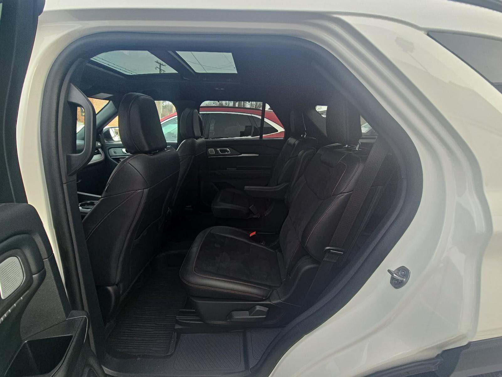 2025 Ford Explorer ST AWD