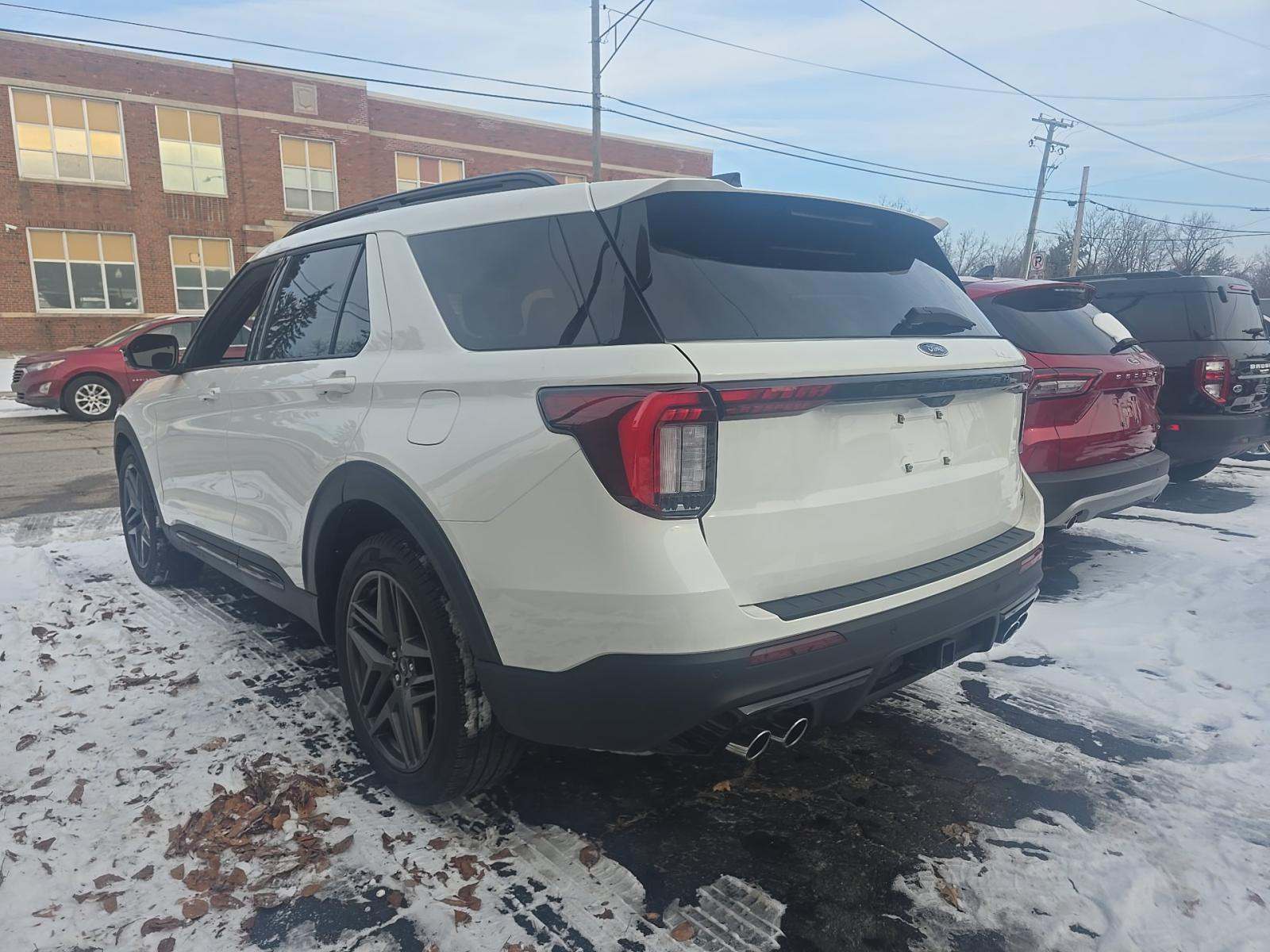 2025 Ford Explorer ST AWD