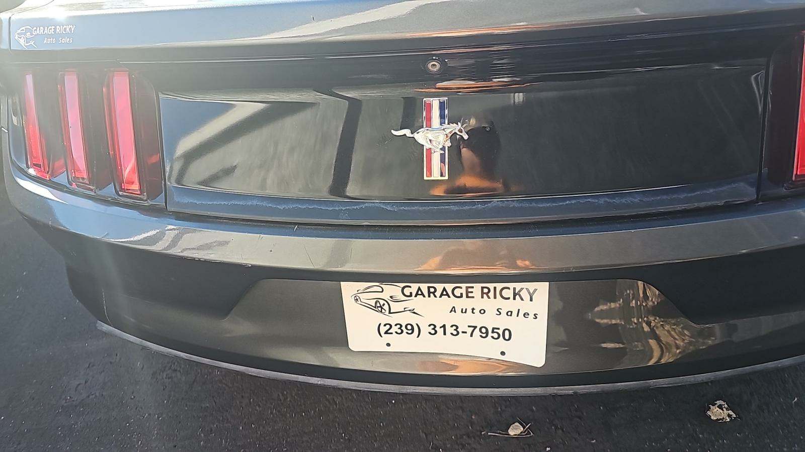 2015 Ford Mustang EcoBoost Premium RWD