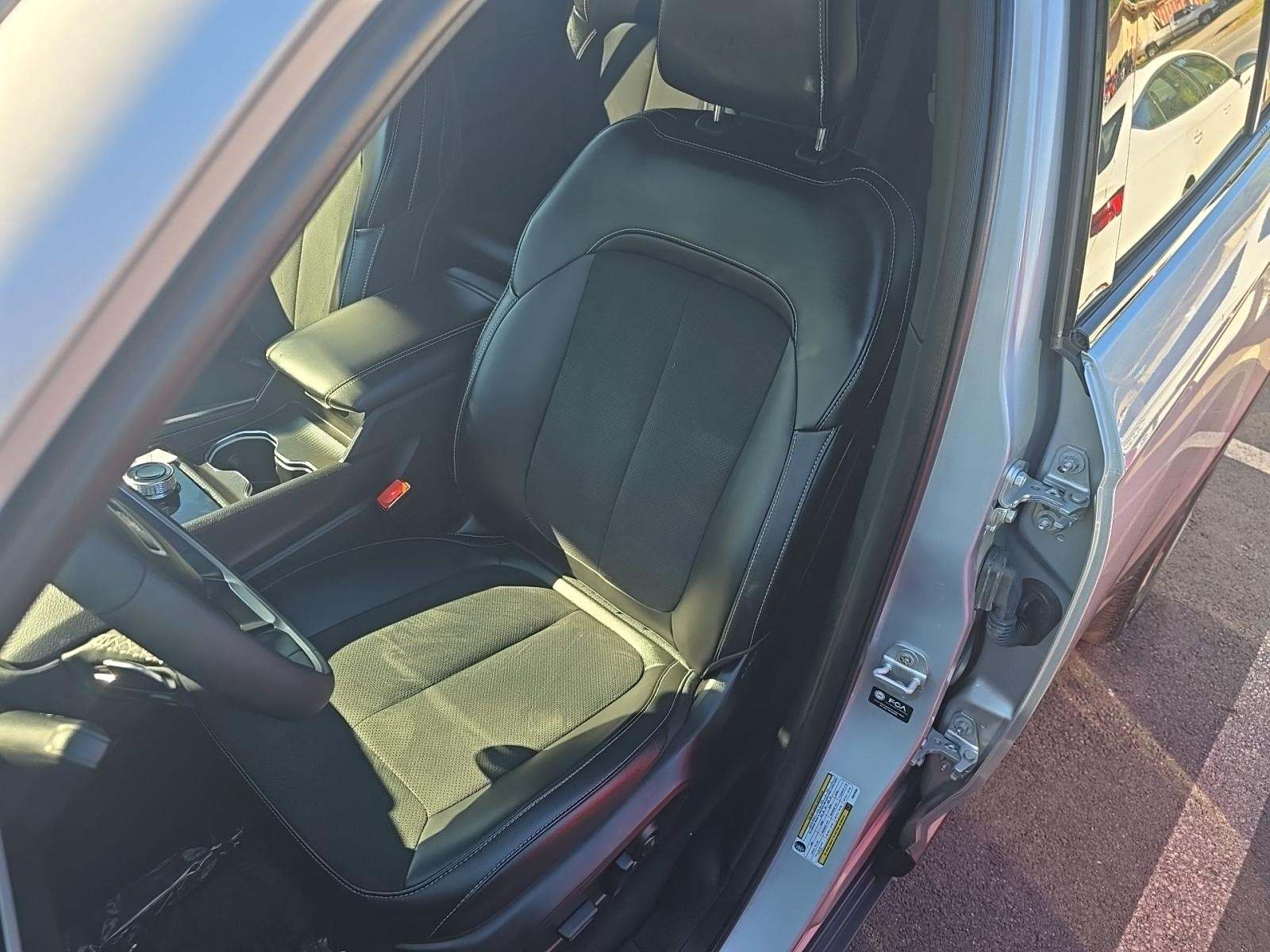 2024 Jeep Grand Cherokee Altitude AWD