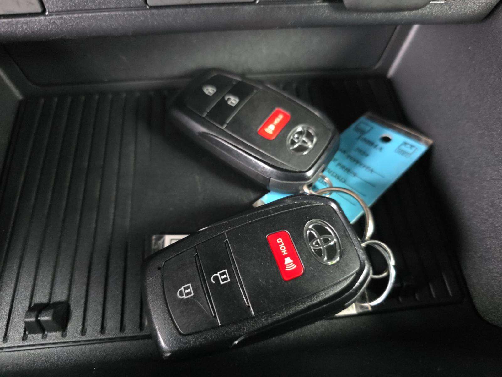 2024 Toyota Prius XLE AWD