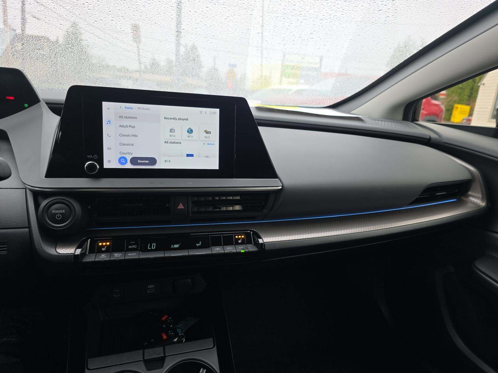 2024 Toyota Prius XLE AWD