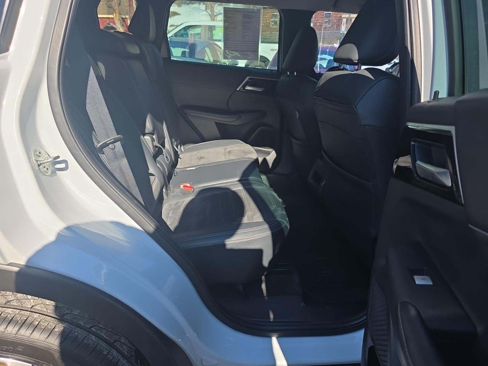 2022 Mitsubishi Outlander SE AWD