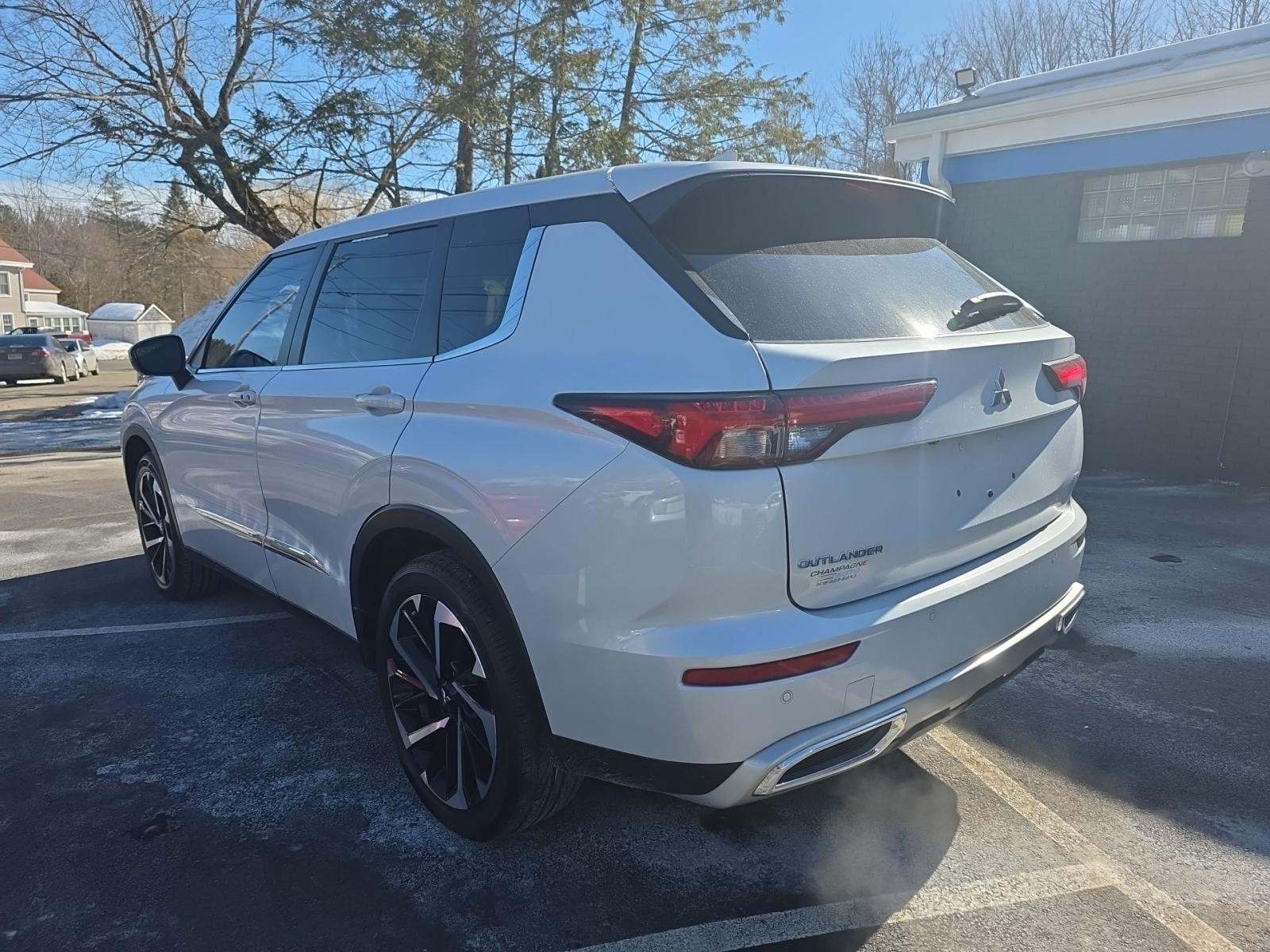 2022 Mitsubishi Outlander SE AWD