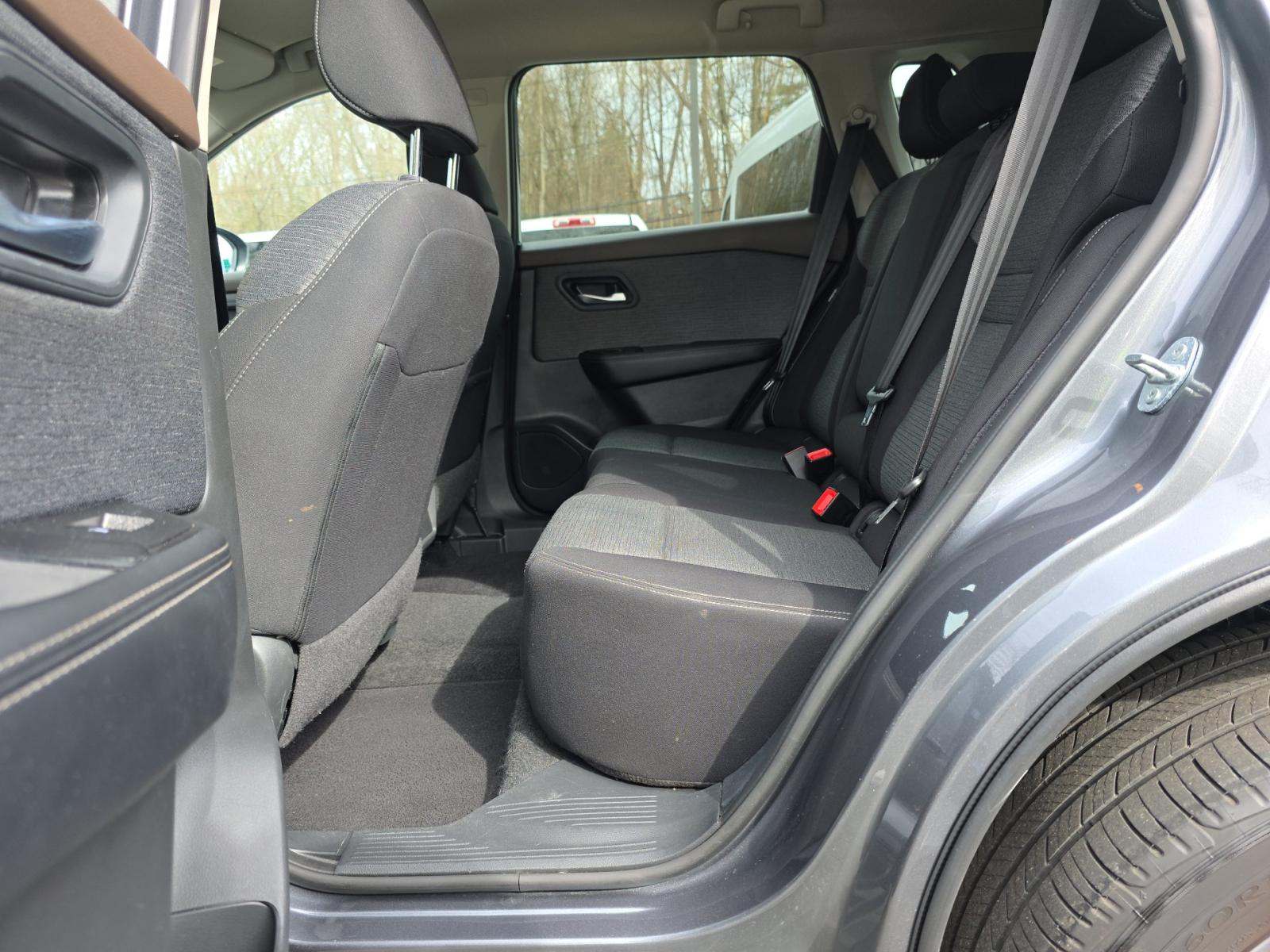 2023 Nissan Rogue SV AWD