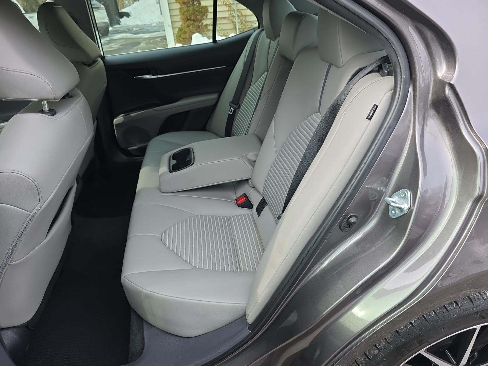 2023 Toyota Camry SE FWD