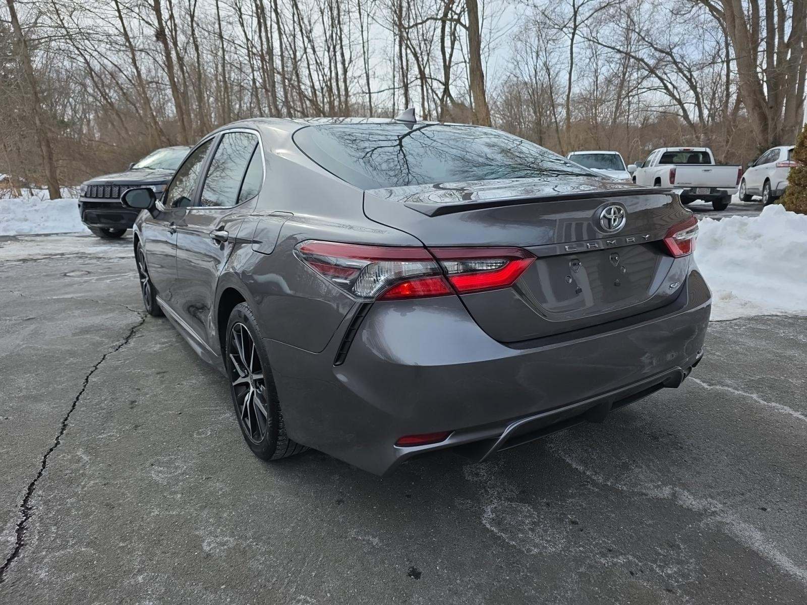 2023 Toyota Camry SE FWD