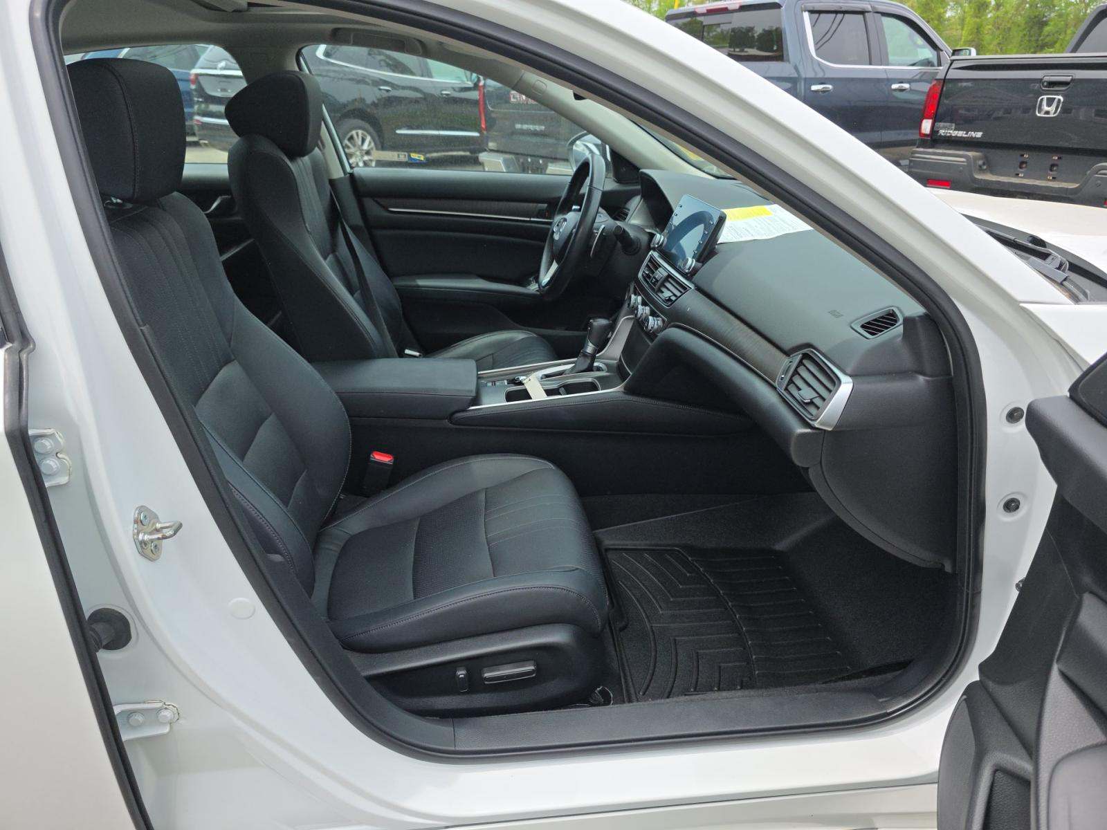 2018 Honda Accord Touring FWD