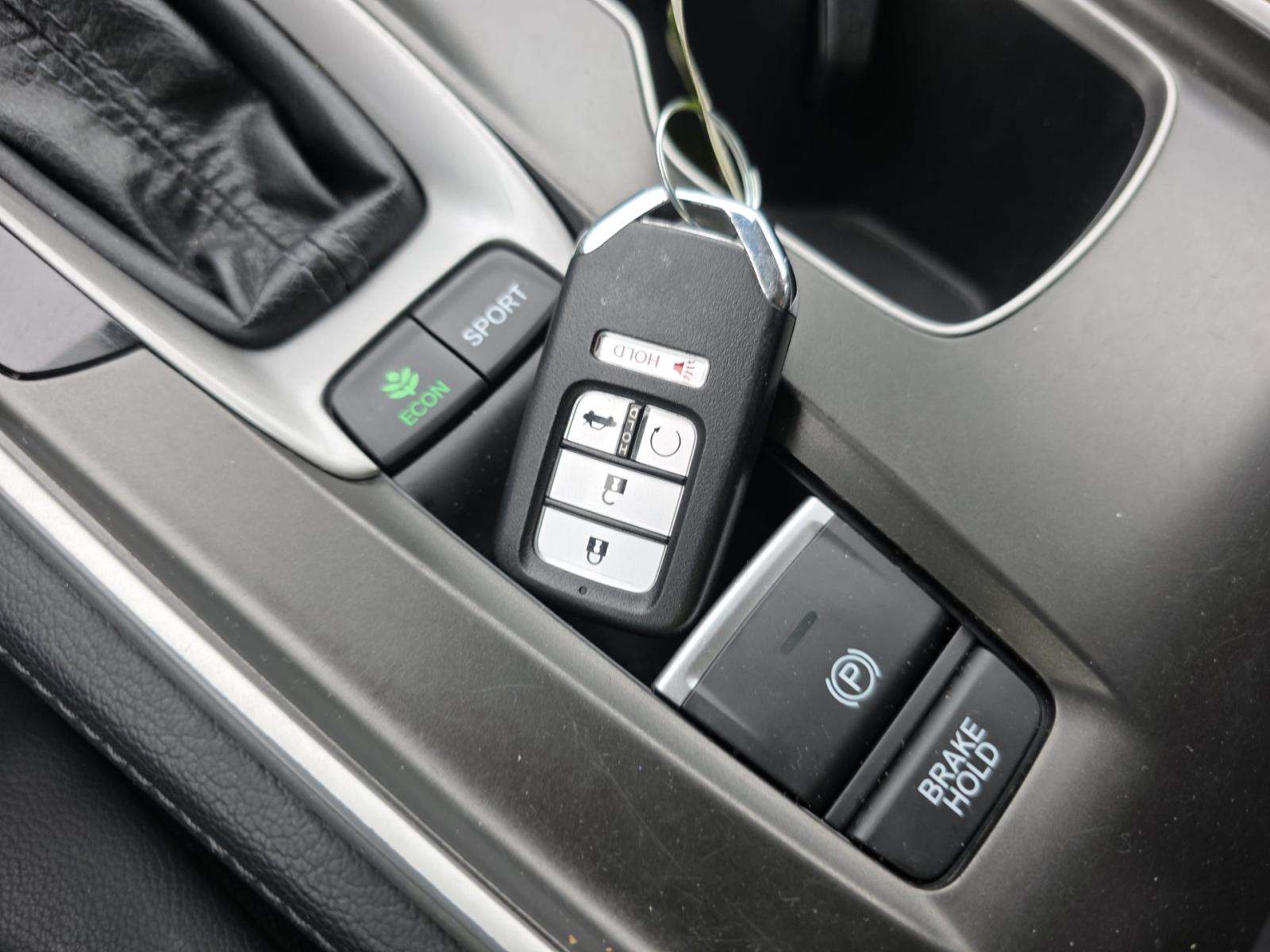 2018 Honda Accord Touring FWD