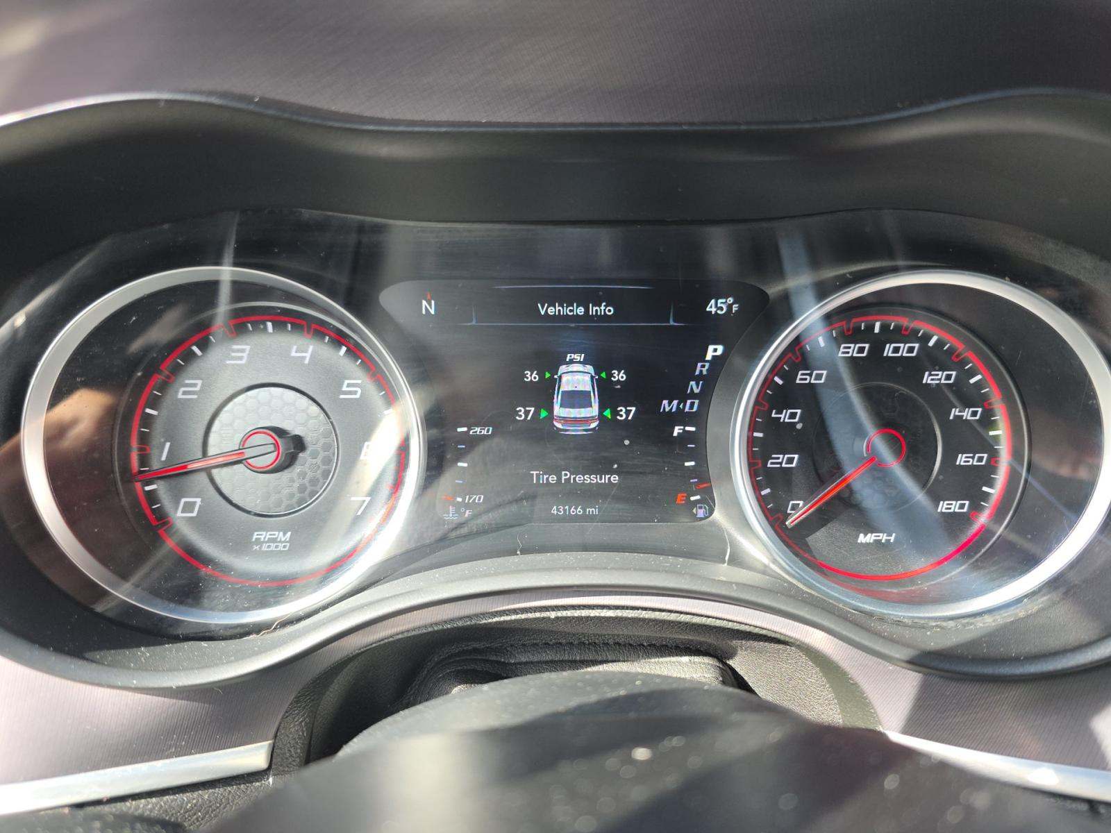 DODGE CHALLENGER - 9