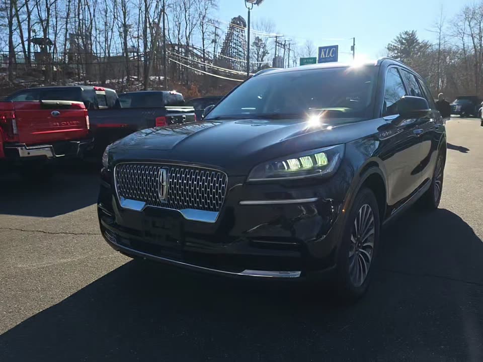2022 Lincoln Aviator Standard AWD