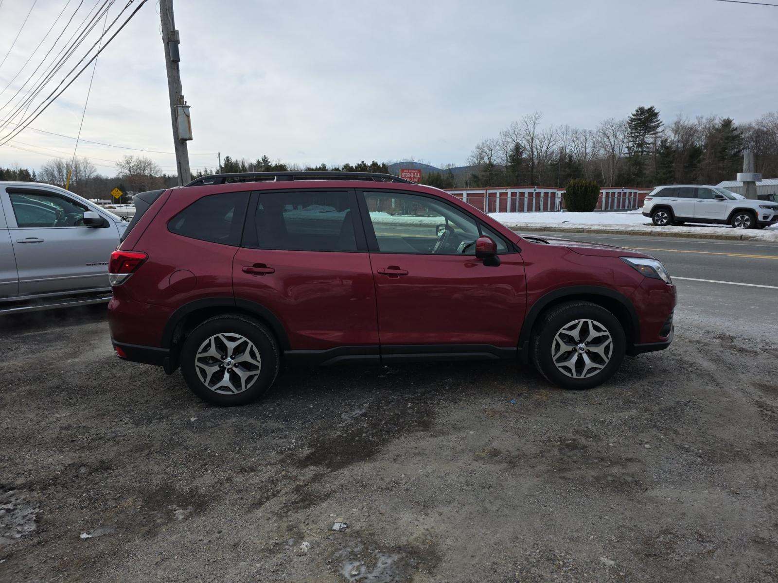 2024 Subaru Forester Premium AWD