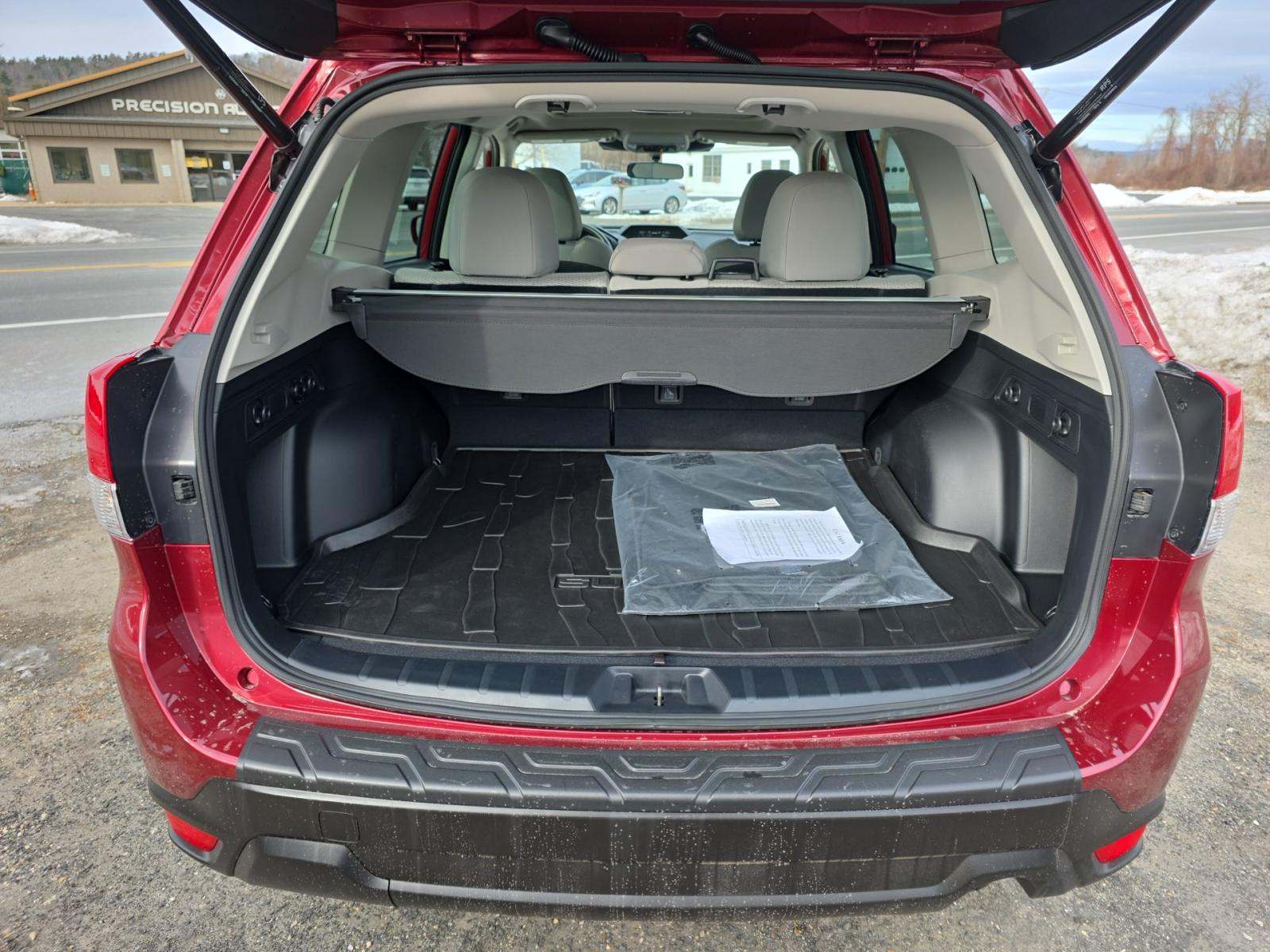 2024 Subaru Forester Premium AWD