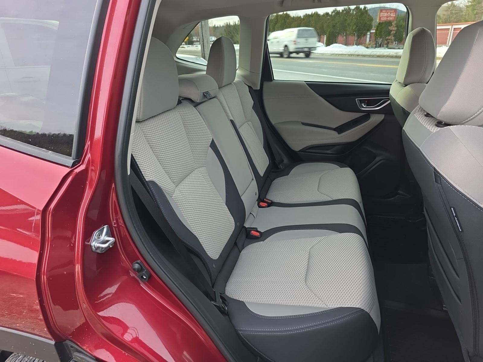 2024 Subaru Forester Premium AWD