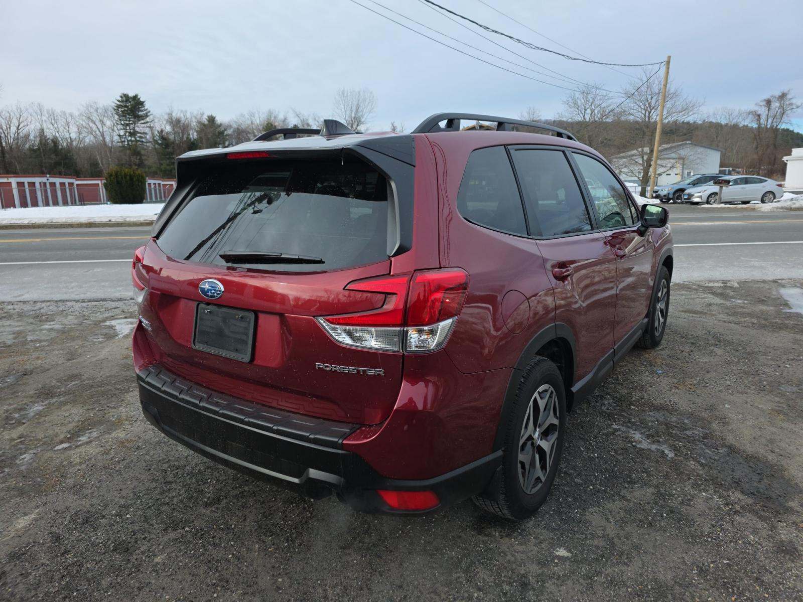 2024 Subaru Forester Premium AWD