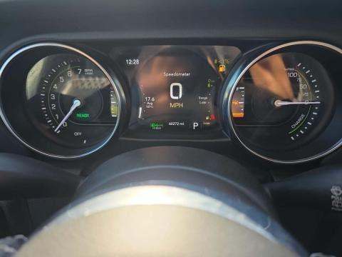 JEEP UNLIMITED 4XE SAHARA - 5