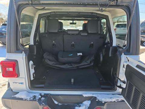 JEEP UNLIMITED 4XE SAHARA - 10