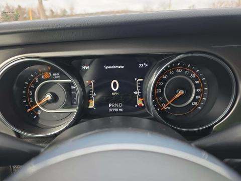 JEEP UNLIMITED SAHARA - 9