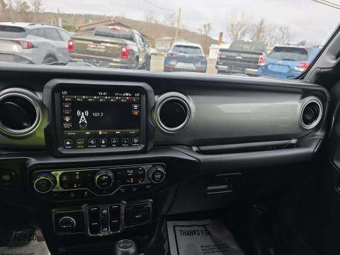 JEEP UNLIMITED SAHARA - 10