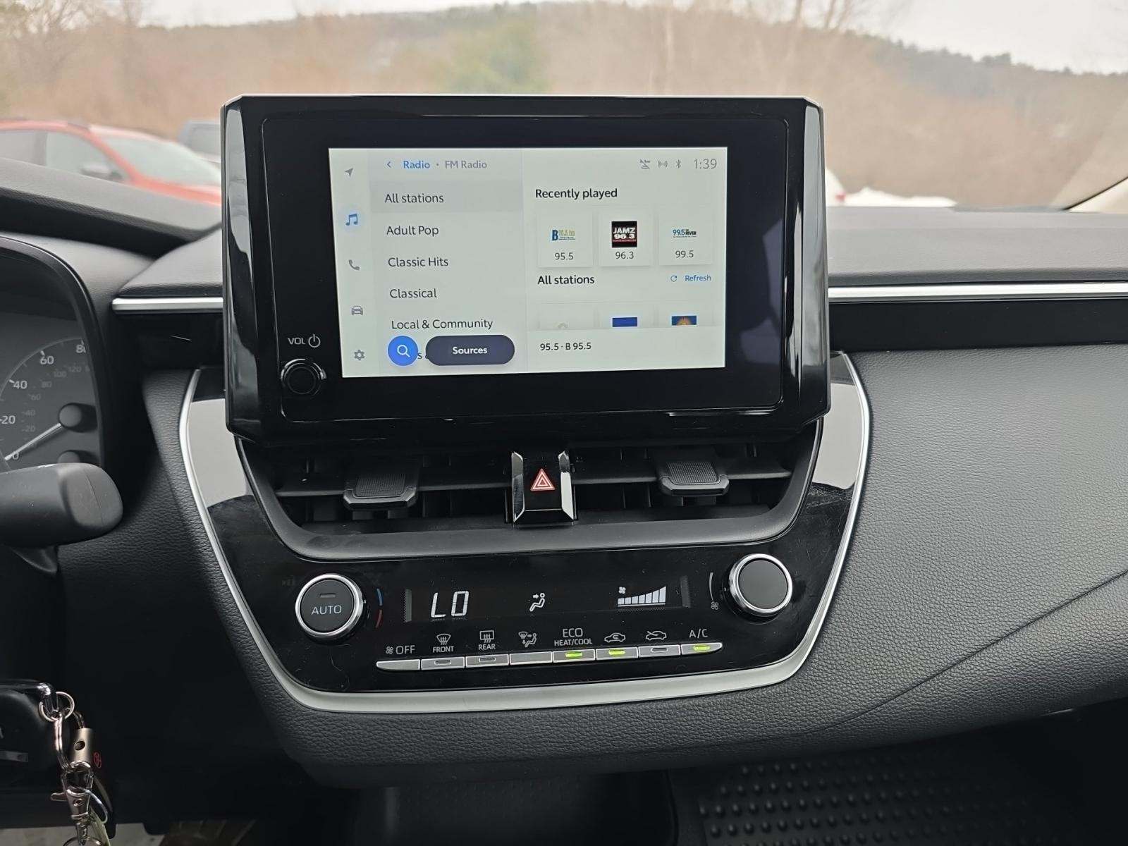 2024 Toyota Corolla LE FWD