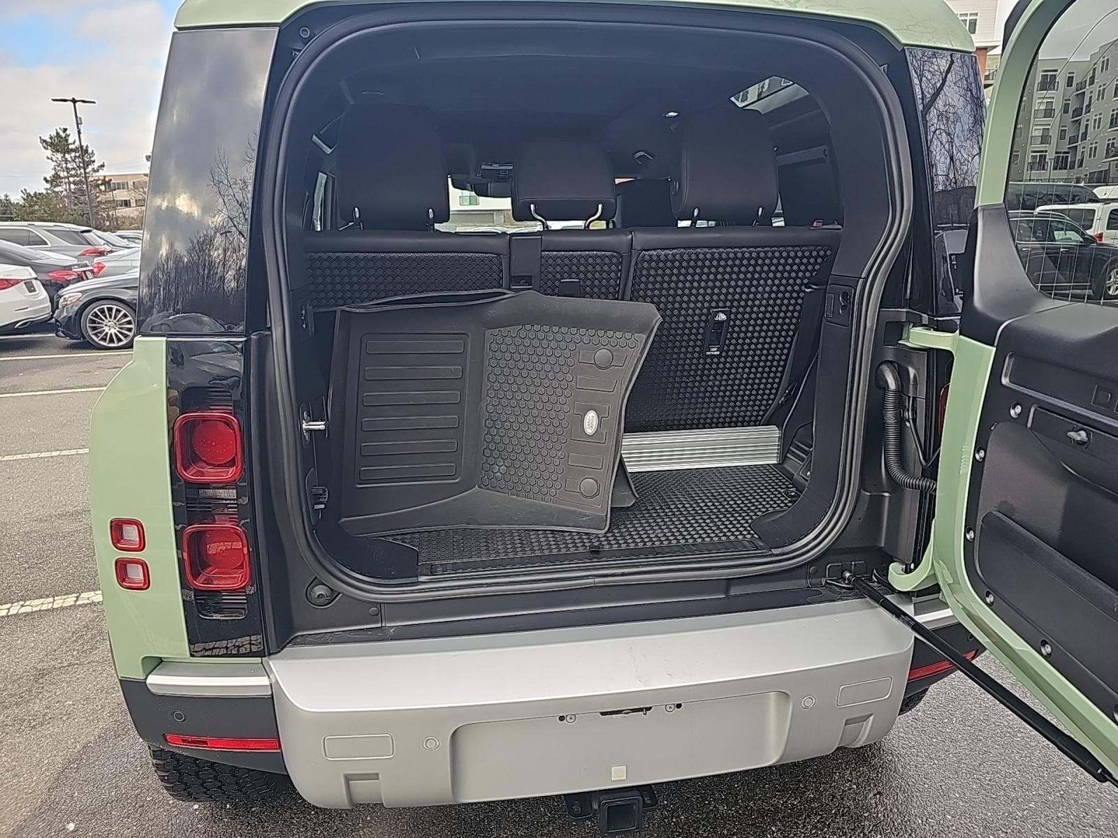 2023 Land Rover Defender 90 75th Limited Edition AWD