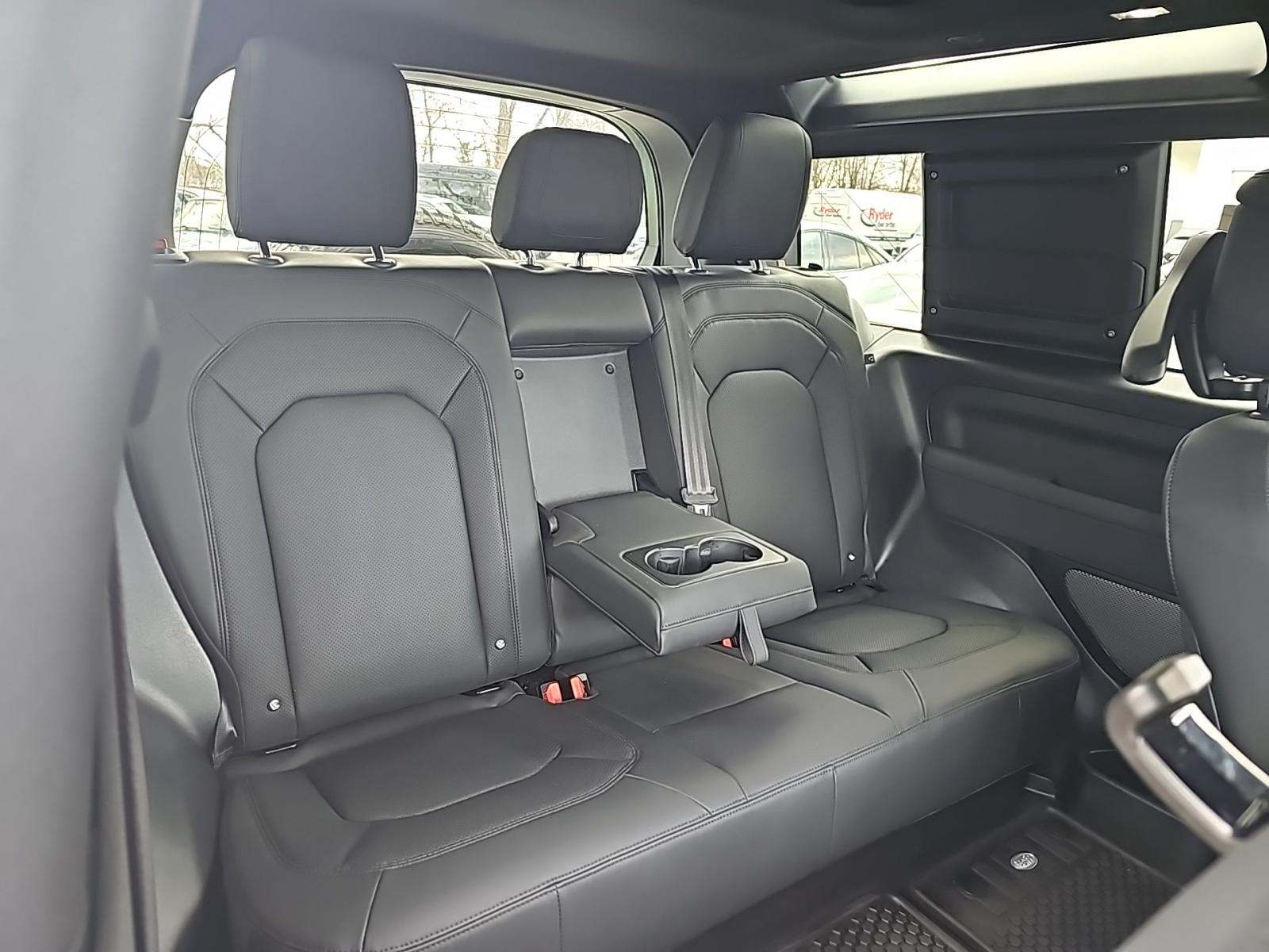 2023 Land Rover Defender 90 75th Limited Edition AWD