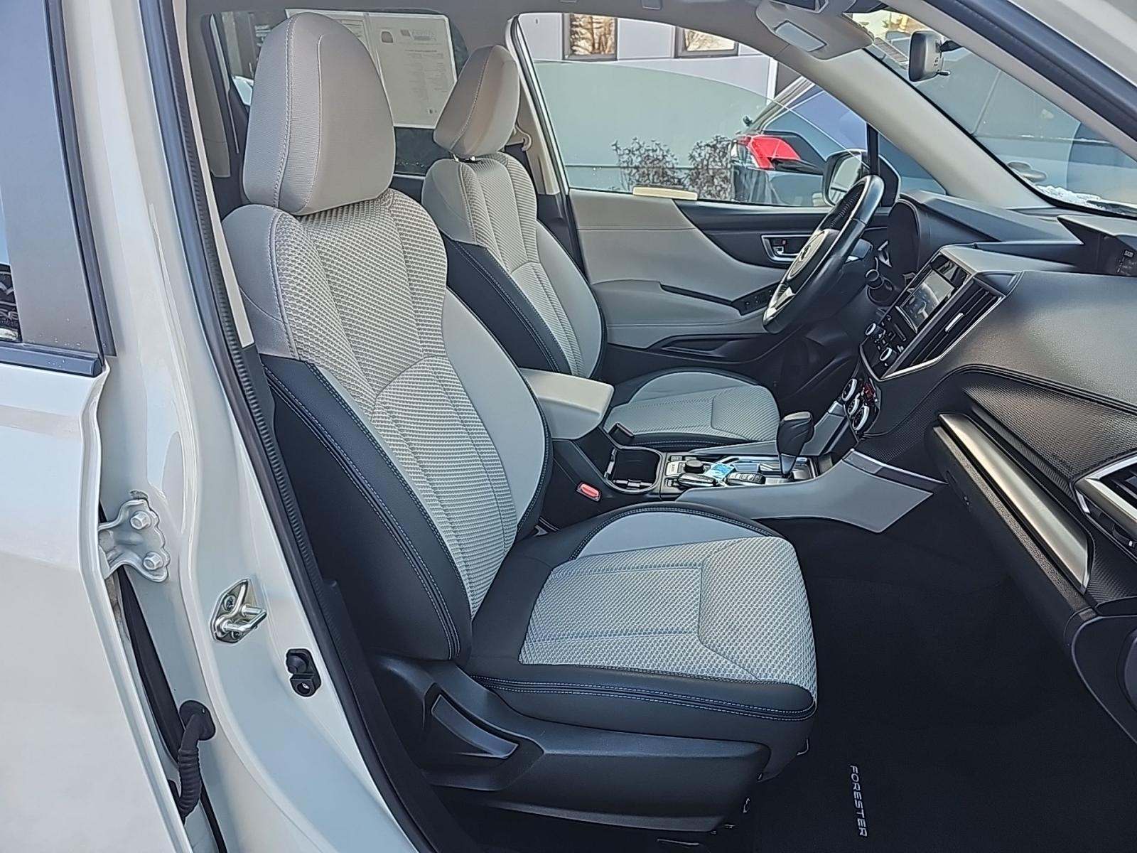 2022 Subaru Forester Premium AWD