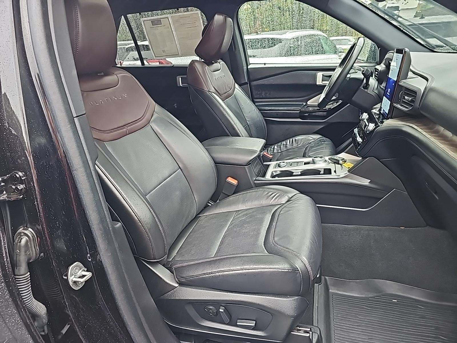 2022 Ford Explorer Platinum AWD