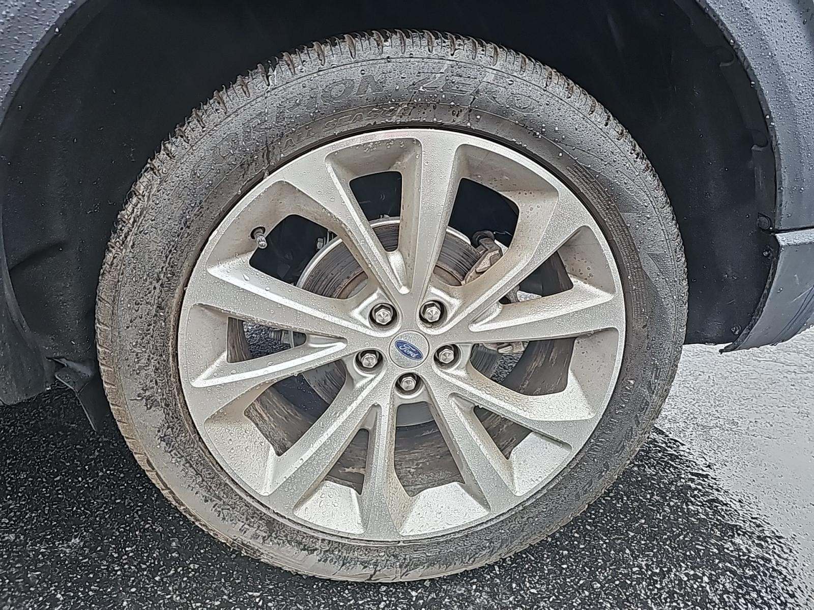 2022 Ford Explorer Platinum AWD