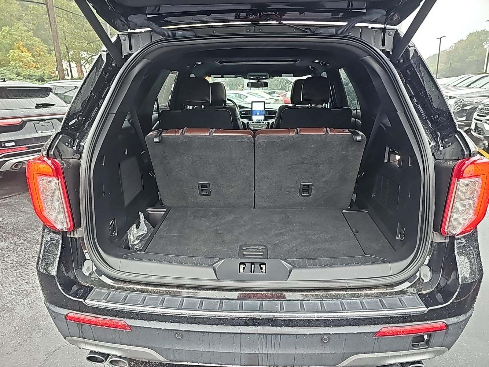 2022 Ford Explorer Platinum AWD