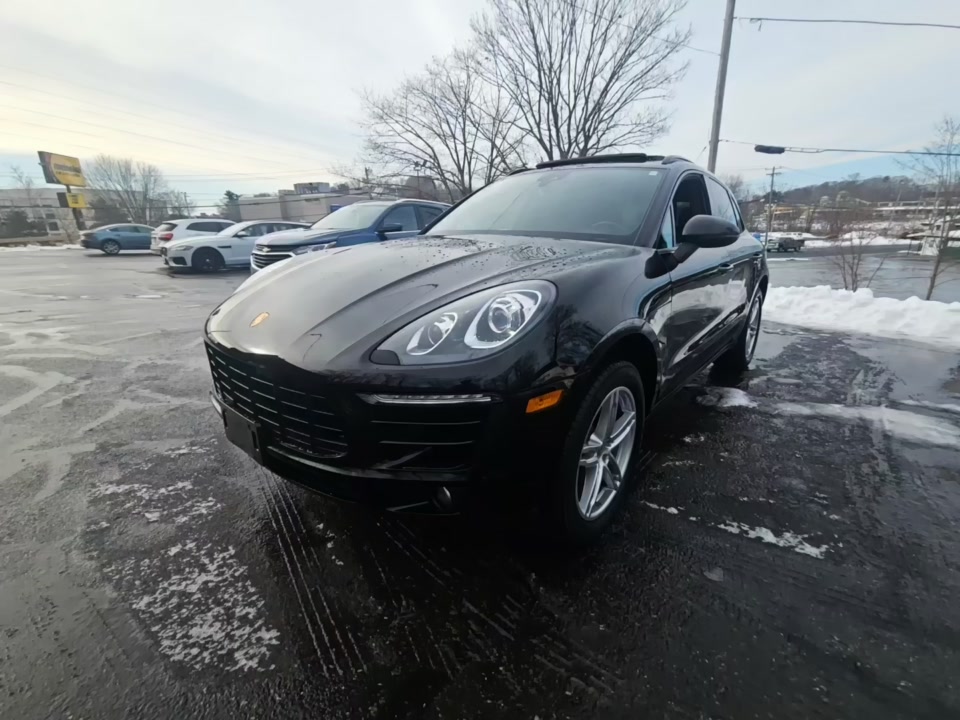 2017 Porsche Macan