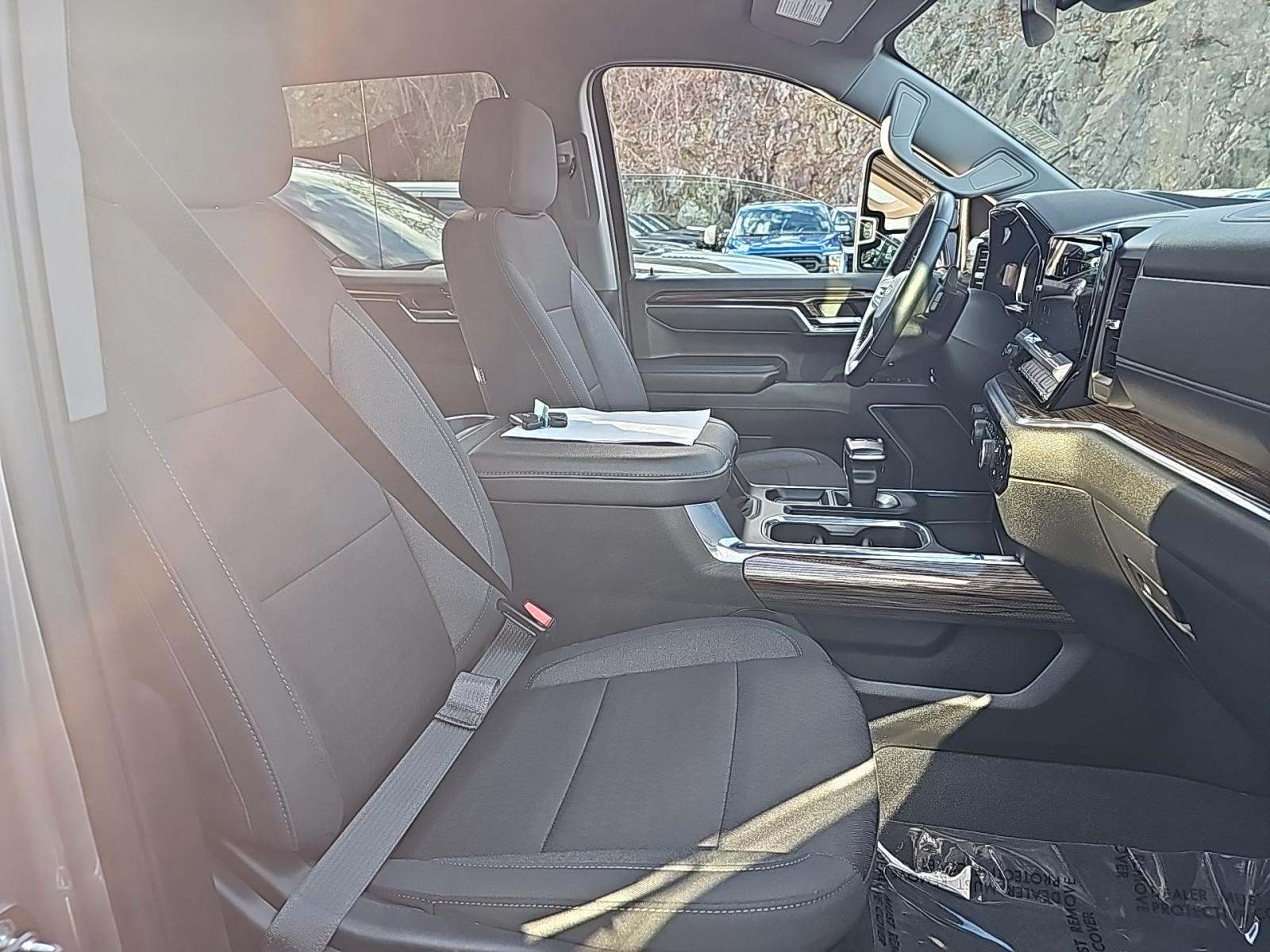 2023 Chevrolet Silverado 1500 RST AWD