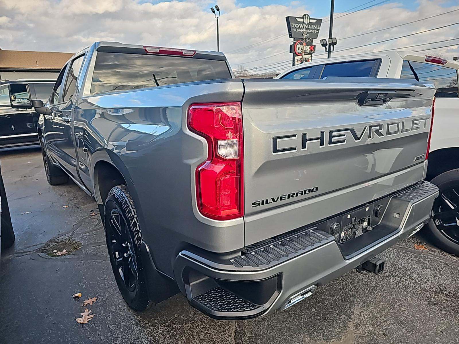 2023 Chevrolet Silverado 1500 RST AWD