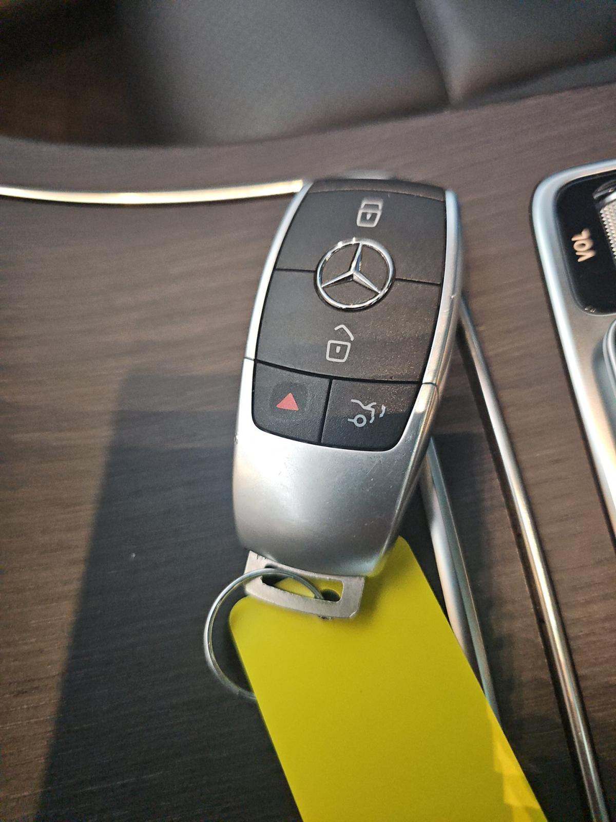 2020 Mercedes-Benz GLC GLC 300 AWD