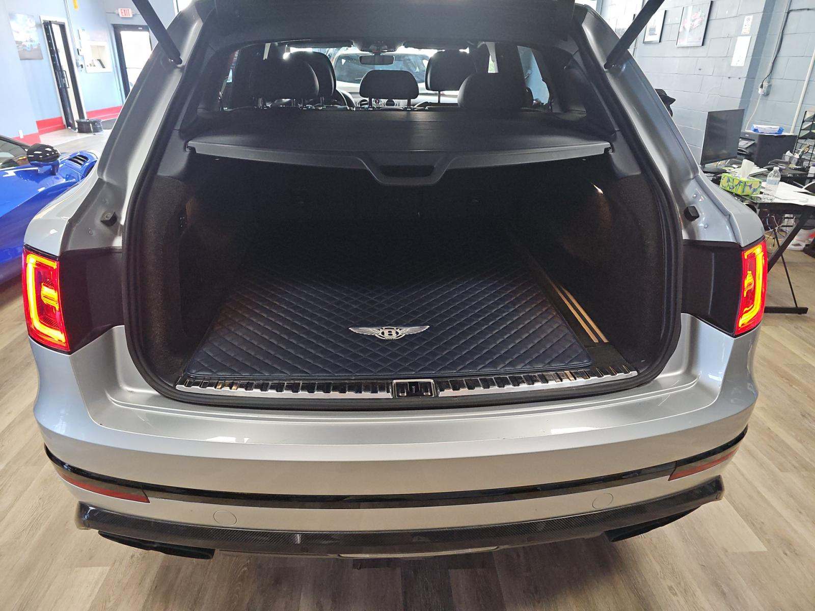 2019 Bentley Bentayga V8 AWD