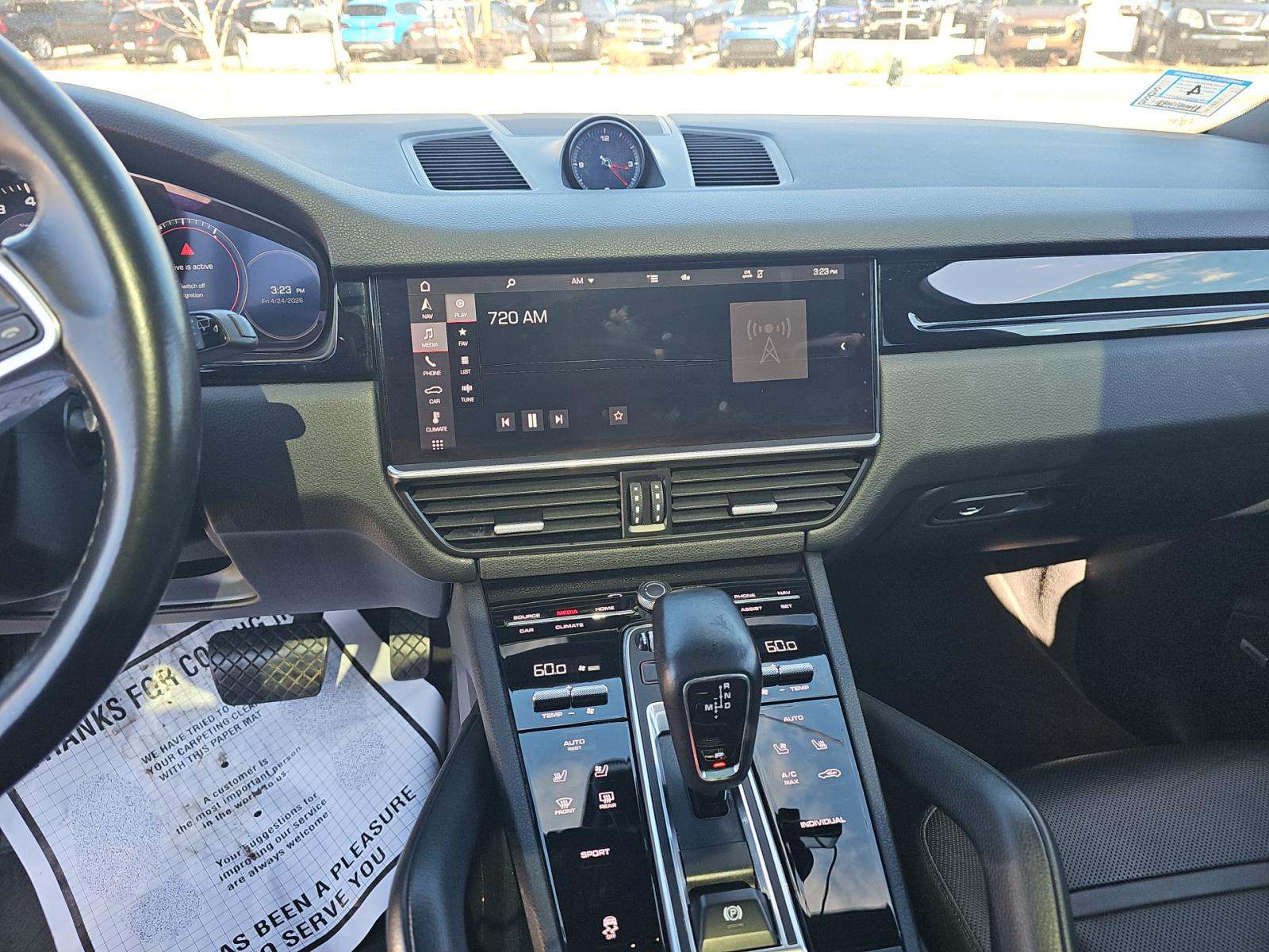 PORSCHE CAYENNE - 6