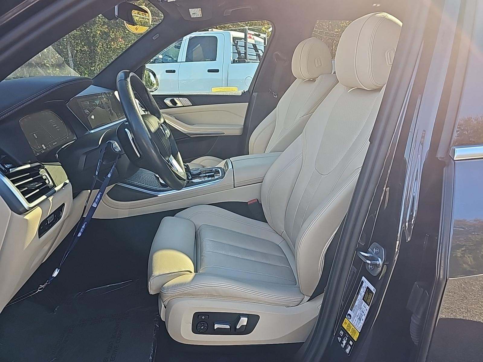 2022 BMW X7 xDrive40i AWD