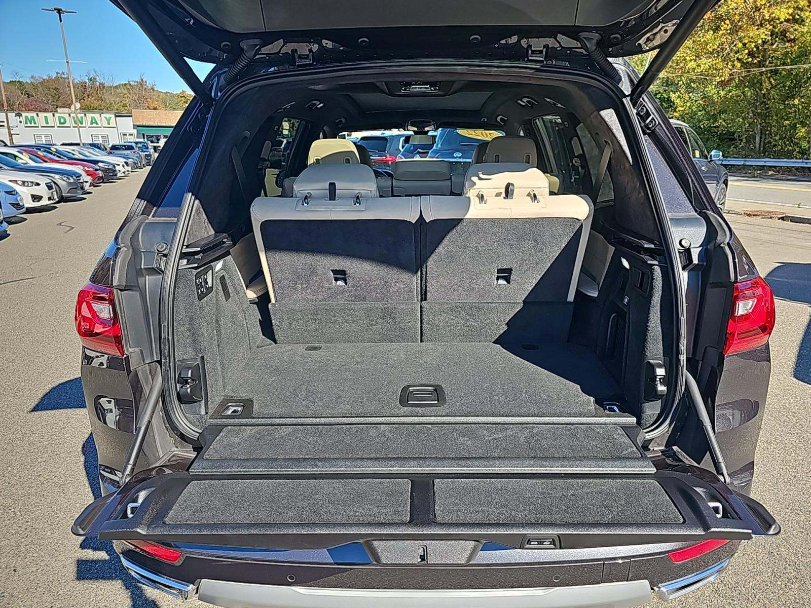 2022 BMW X7 xDrive40i AWD