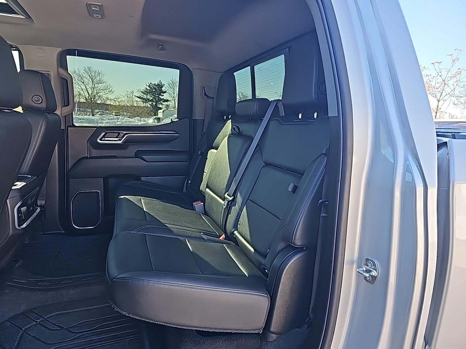2022 Chevrolet Silverado 1500 LTZ RWD