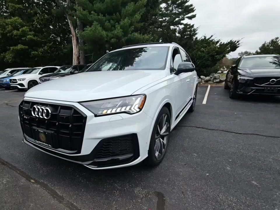 2023 Audi SQ7 Premium Plus