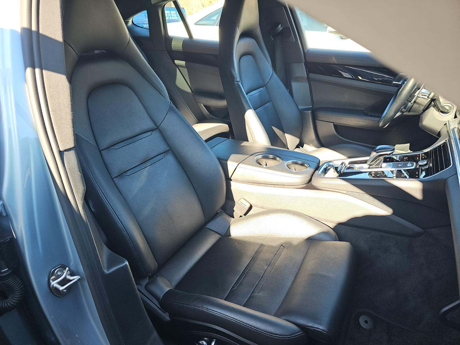 2018 Porsche Panamera 4 AWD