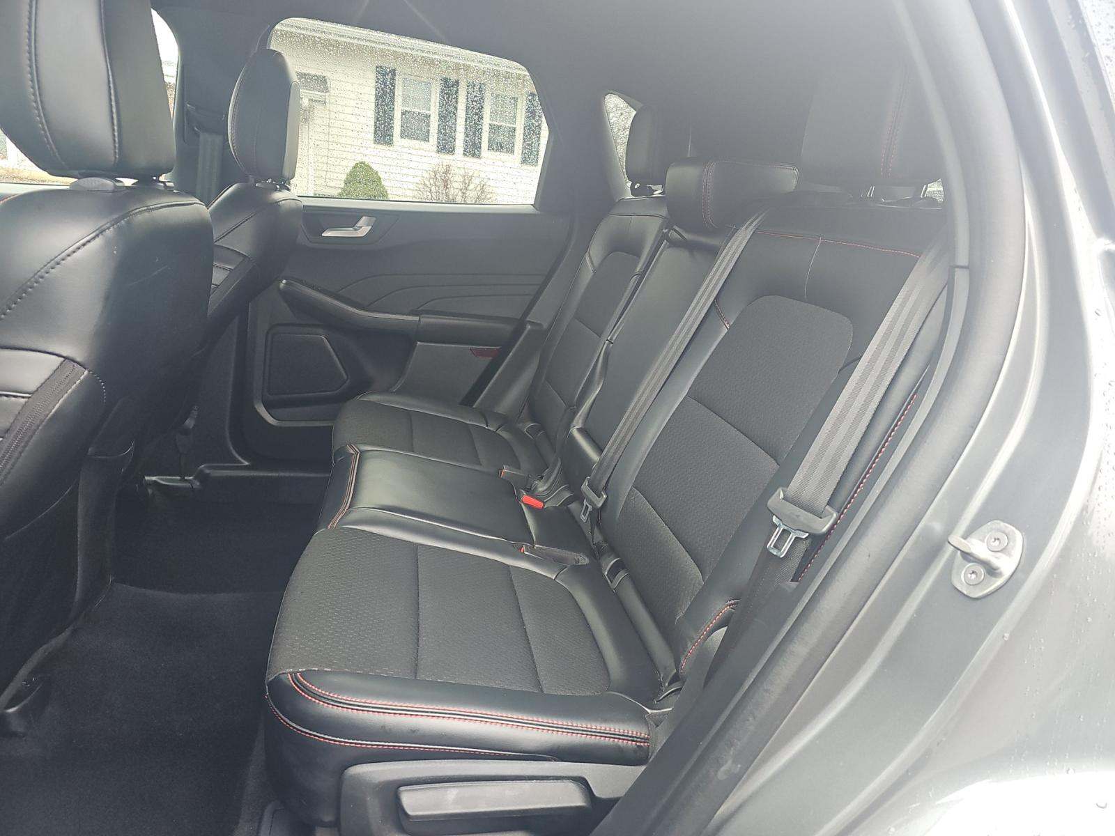 2025 Ford Escape ST-Line FWD